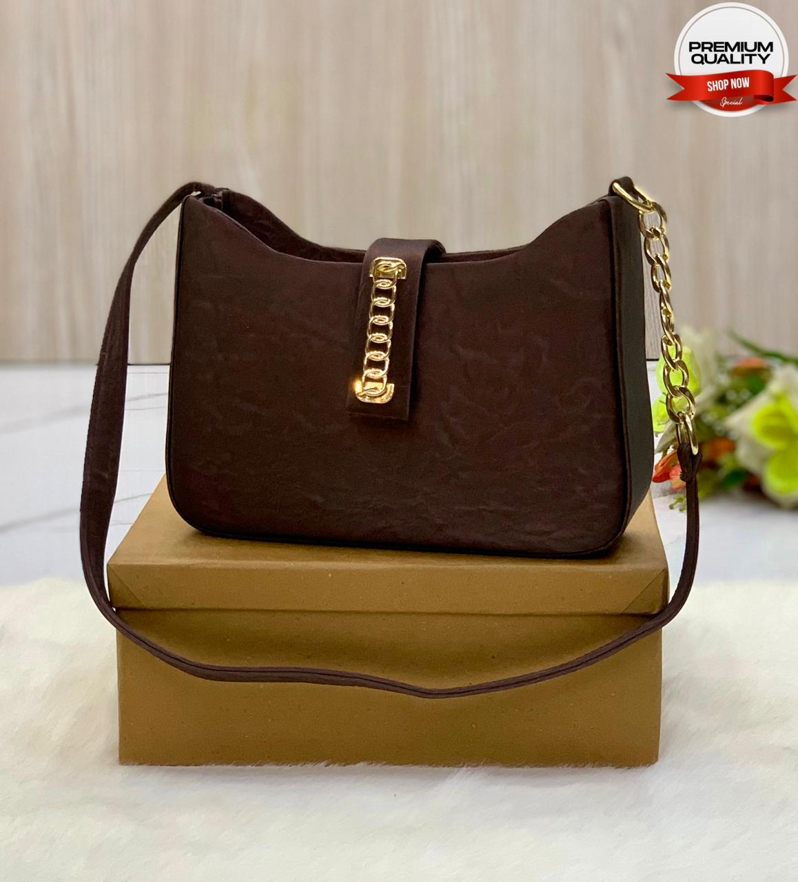 Chic Carry